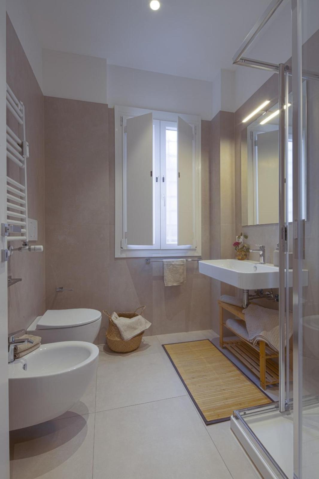 Ferienwohnung Attic With Terrace On Conca D'Oro Rom Exterior foto